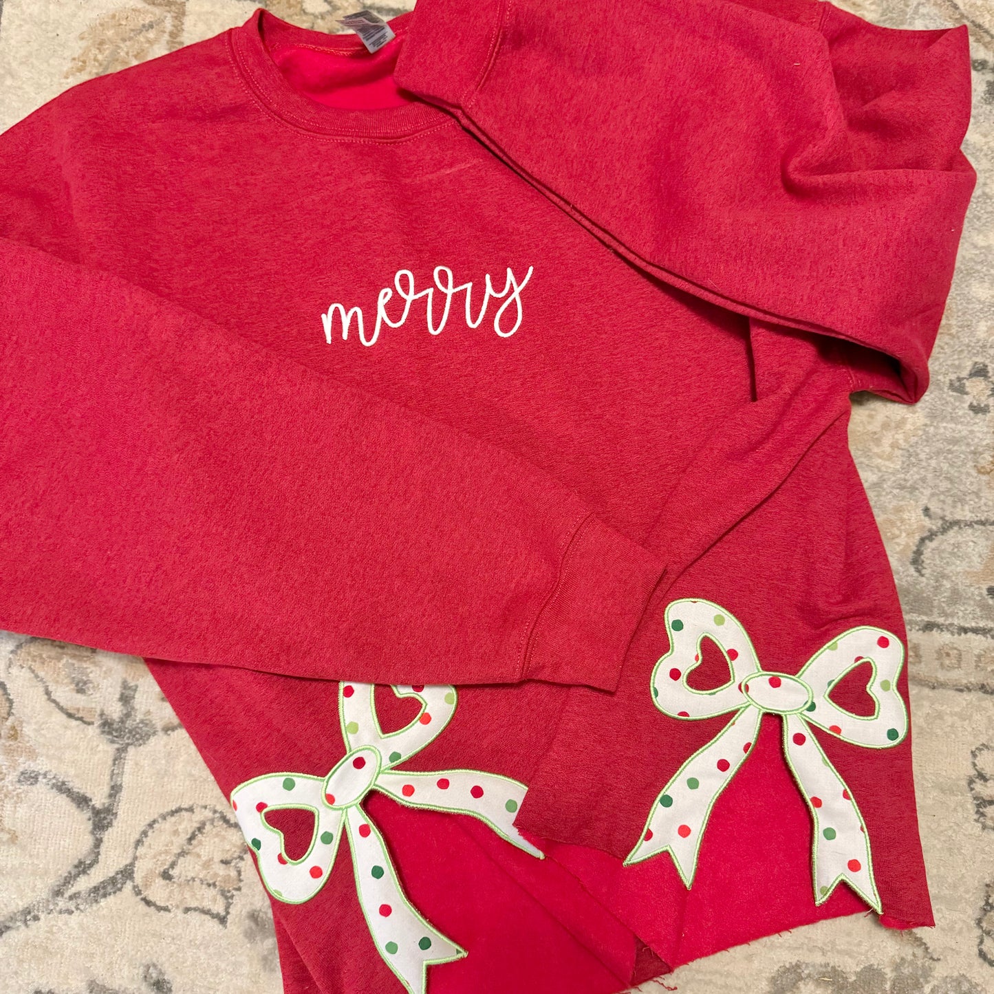 Side Slit Bow Sweatshirt
